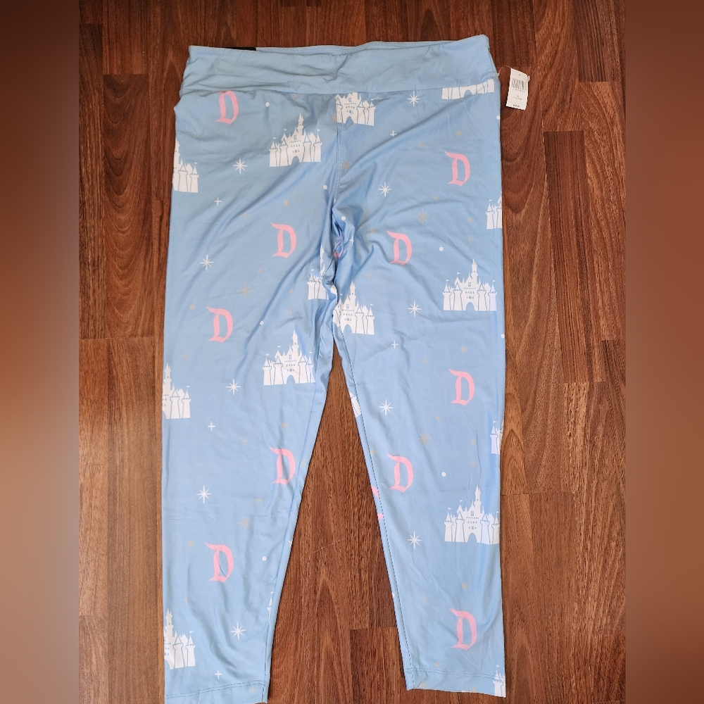 Disneyland Parks Castle Leggings NWT Light Blue And Pink‎